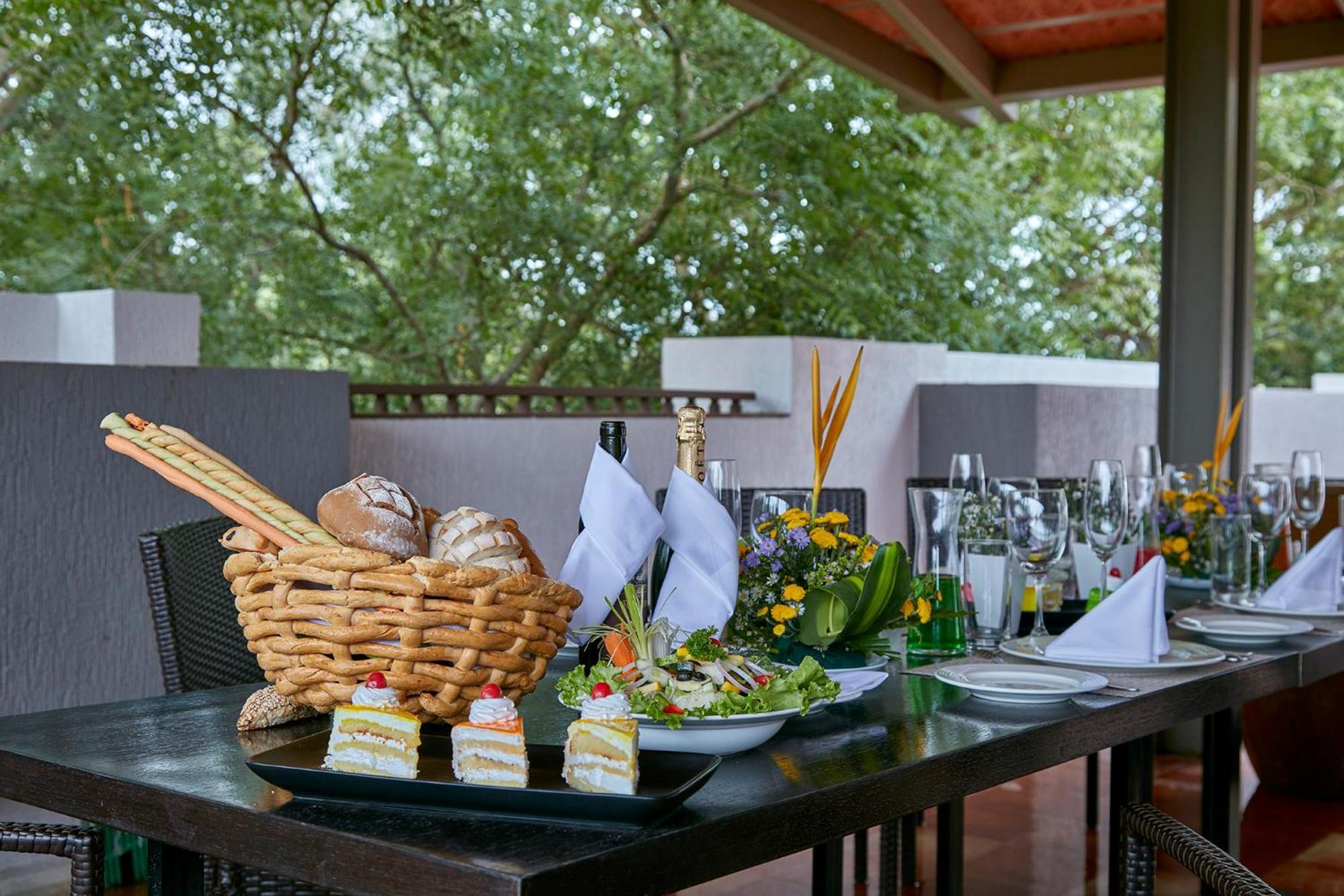 Signature Club Resort Devanahalli Exterior photo