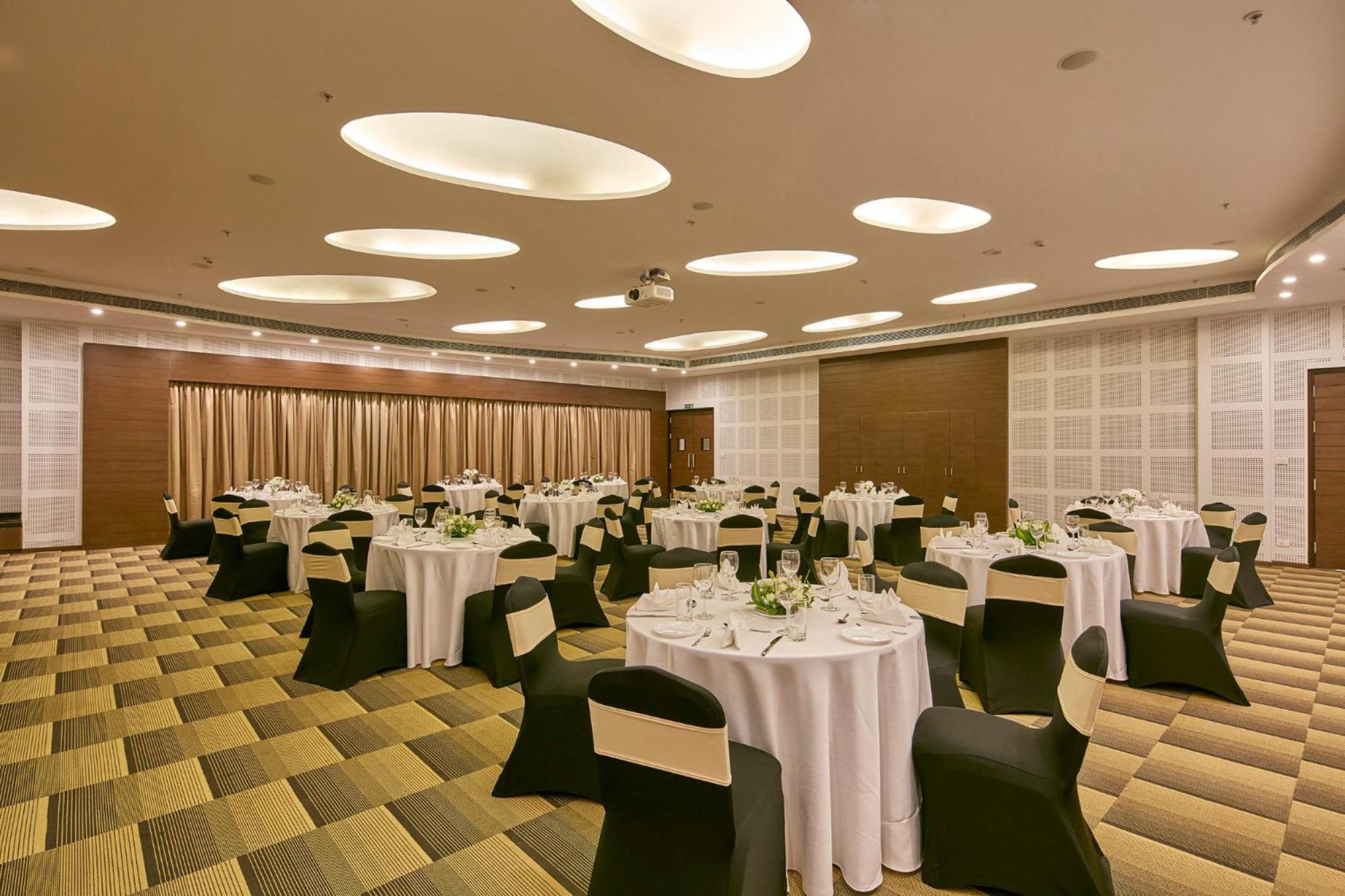 Signature Club Resort Devanahalli Exterior photo
