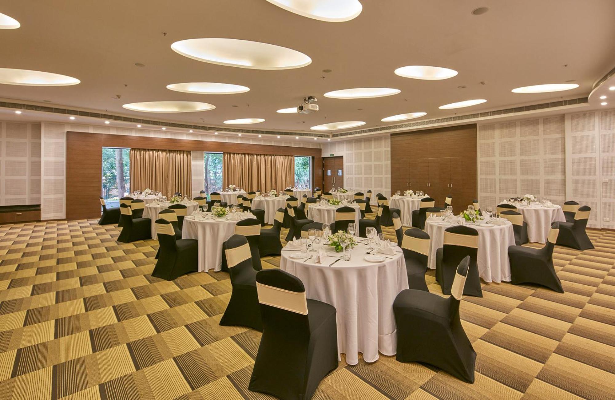 Signature Club Resort Devanahalli Exterior photo